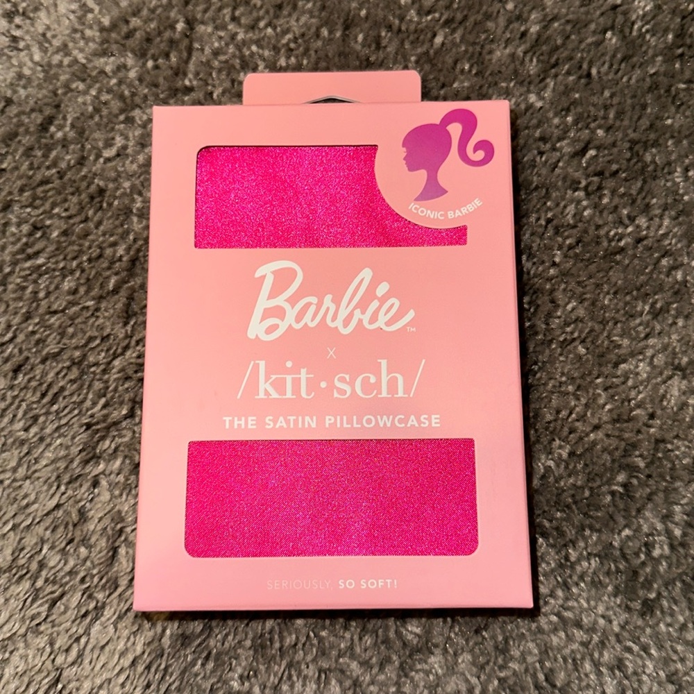 Kitsch Barbie Pink satin standard size pillowcase
